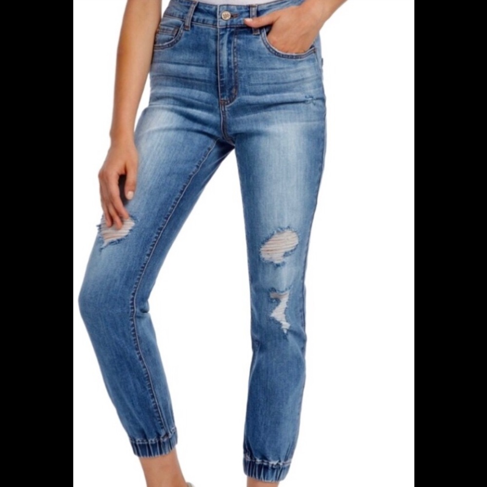 Dollhouse Distressed Jean